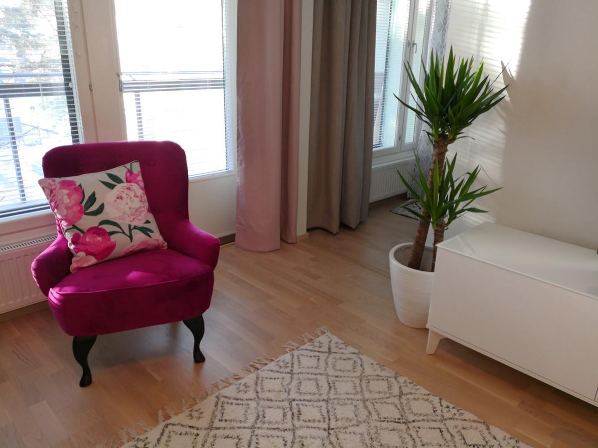 Charming Pine View Apartment Vantaa Exterior foto